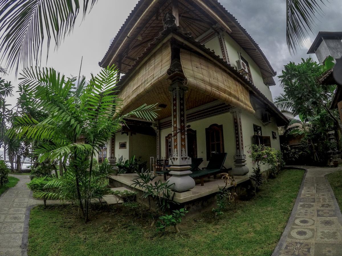 ホテル Ganesha Amed エクステリア 写真