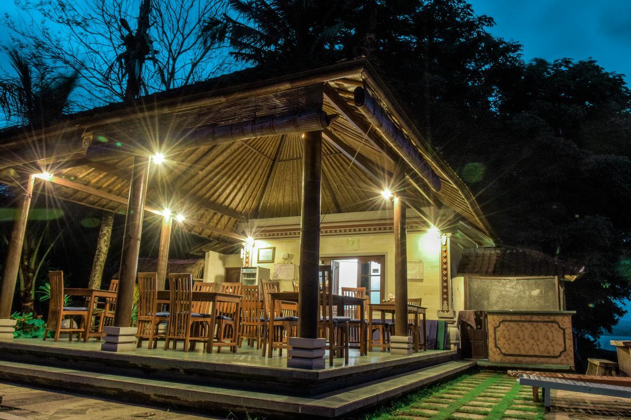ホテル Ganesha Amed エクステリア 写真